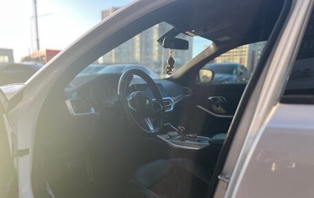 BMW 3 серия, 2020 год, 3 000 000 рублей, 3 фотография