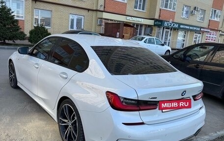 BMW 3 серия, 2020 год, 3 000 000 рублей, 14 фотография