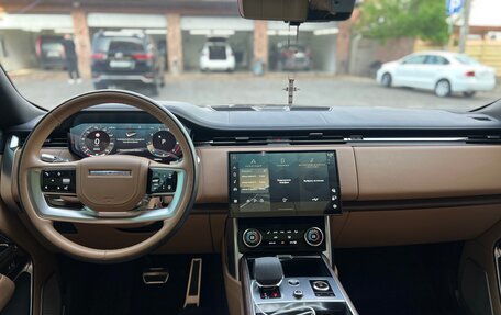 Land Rover Range Rover IV рестайлинг, 2022 год, 22 500 000 рублей, 33 фотография