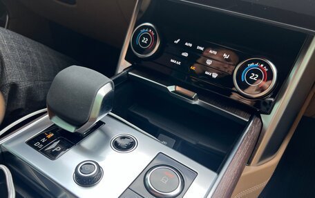 Land Rover Range Rover IV рестайлинг, 2022 год, 22 500 000 рублей, 30 фотография