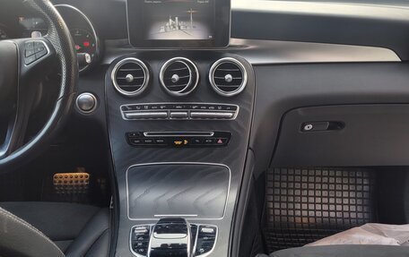 Mercedes-Benz GLC, 2019 год, 4 100 000 рублей, 14 фотография
