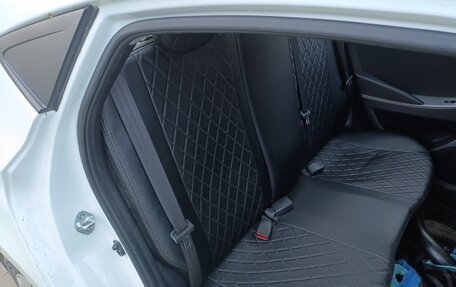 Hyundai Solaris II рестайлинг, 2016 год, 1 200 000 рублей, 19 фотография