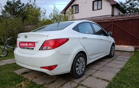 Hyundai Solaris II рестайлинг, 2016 год, 1 200 000 рублей, 3 фотография
