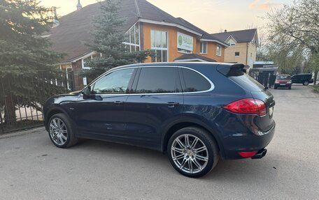 Porsche Cayenne III, 2012 год, 2 650 000 рублей, 2 фотография