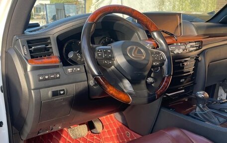 Lexus LX III, 2016 год, 8 800 000 рублей, 4 фотография