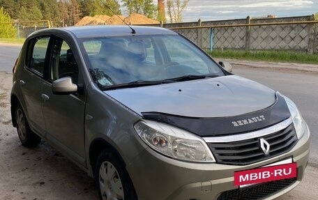 Renault Sandero I, 2012 год, 570 000 рублей, 3 фотография