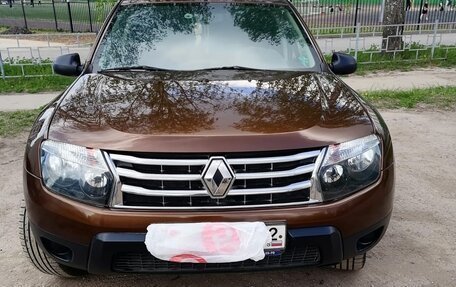 Renault Duster I рестайлинг, 2014 год, 900 000 рублей, 3 фотография