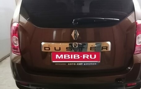 Renault Duster I рестайлинг, 2014 год, 900 000 рублей, 2 фотография
