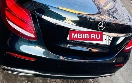 Mercedes-Benz E-Класс, 2017 год, 4 150 000 рублей, 6 фотография