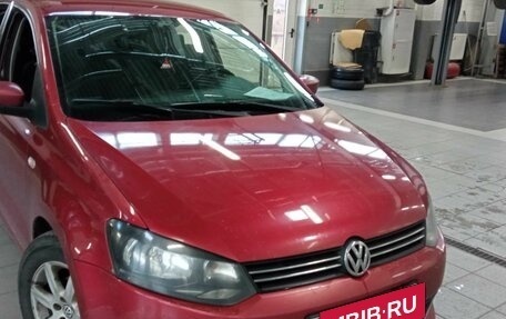 Volkswagen Polo VI (EU Market), 2013 год, 660 000 рублей, 2 фотография