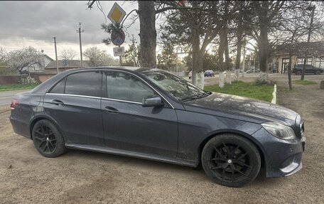 Mercedes-Benz E-Класс, 2015 год, 2 300 000 рублей, 2 фотография