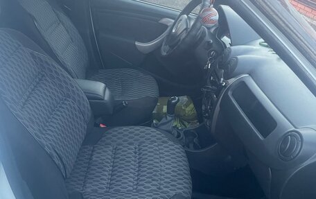 Renault Logan I, 2015 год, 380 000 рублей, 10 фотография
