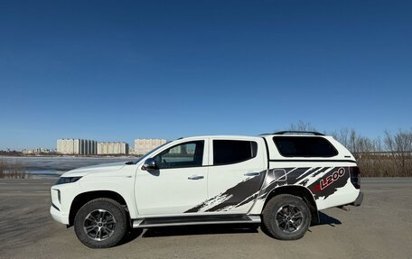 Mitsubishi L200 IV рестайлинг, 2022 год, 3 650 000 рублей, 2 фотография