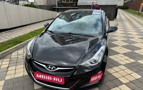 Hyundai Elantra V, 2015 год, 1 490 000 рублей, 2 фотография