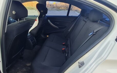 BMW 3 серия, 2017 год, 1 900 000 рублей, 16 фотография