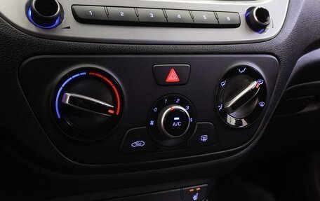 Hyundai Solaris II рестайлинг, 2018 год, 1 170 000 рублей, 14 фотография
