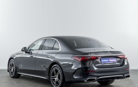 Mercedes-Benz E-Класс, 2024 год, 9 990 000 рублей, 2 фотография