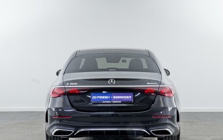 Mercedes-Benz E-Класс, 2024 год, 9 990 000 рублей, 4 фотография