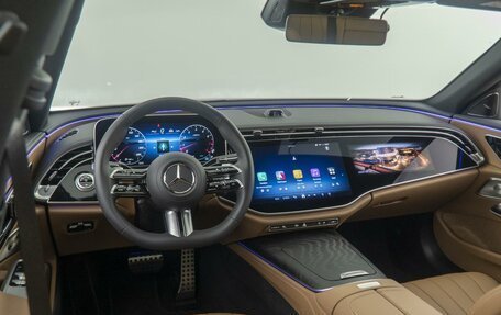 Mercedes-Benz E-Класс, 2024 год, 9 990 000 рублей, 8 фотография