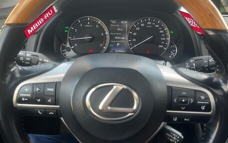 Lexus RX IV рестайлинг, 2016 год, 3 500 000 рублей, 7 фотография