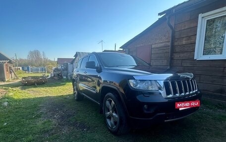 Jeep Grand Cherokee, 2011 год, 1 800 000 рублей, 2 фотография