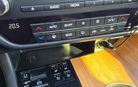 Lexus RX IV рестайлинг, 2016 год, 3 500 000 рублей, 17 фотография