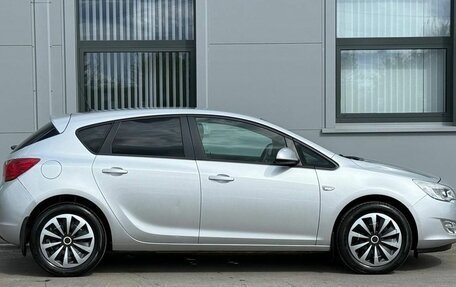 Opel Astra J, 2012 год, 830 000 рублей, 4 фотография