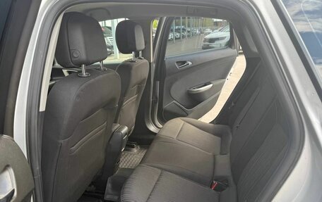 Opel Astra J, 2012 год, 830 000 рублей, 11 фотография