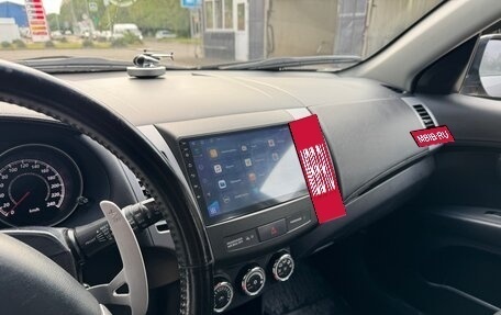 Mitsubishi Outlander III рестайлинг 3, 2010 год, 1 120 000 рублей, 7 фотография