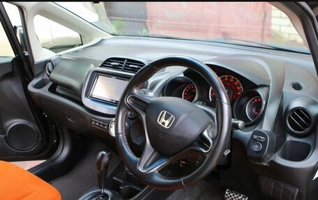 Honda Fit III, 2011 год, 1 180 000 рублей, 9 фотография