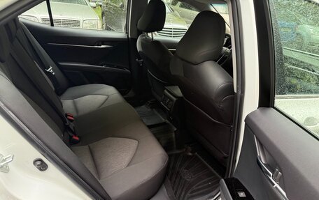 Toyota Camry, 2018 год, 2 350 000 рублей, 10 фотография