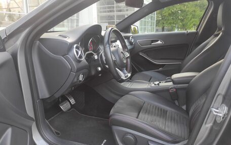 Mercedes-Benz GLA, 2016 год, 1 920 000 рублей, 10 фотография
