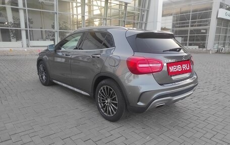 Mercedes-Benz GLA, 2016 год, 1 920 000 рублей, 4 фотография