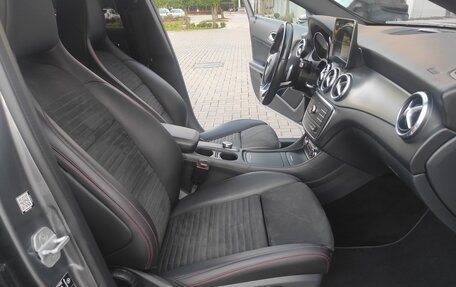 Mercedes-Benz GLA, 2016 год, 1 920 000 рублей, 16 фотография