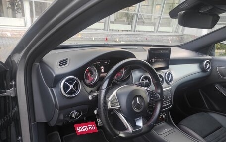 Mercedes-Benz GLA, 2016 год, 1 920 000 рублей, 13 фотография