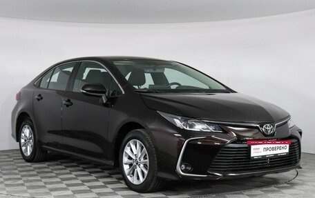 Toyota Corolla, 2019 год, 1 905 000 рублей, 3 фотография