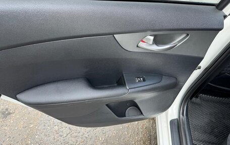 KIA Cerato IV, 2019 год, 1 430 000 рублей, 14 фотография