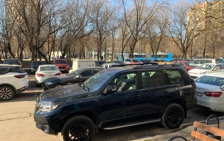 Toyota Land Cruiser Prado 150 рестайлинг 2, 2020 год, 6 500 000 рублей, 3 фотография