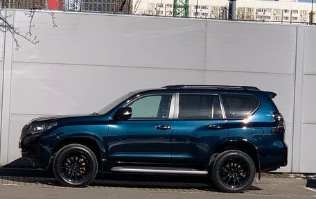 Toyota Land Cruiser Prado 150 рестайлинг 2, 2020 год, 6 500 000 рублей, 1 фотография