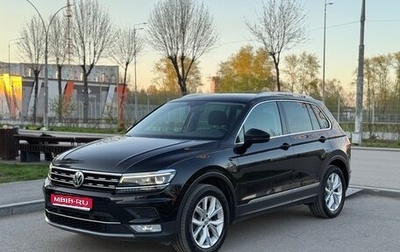 Volkswagen Tiguan II, 2017 год, 2 419 000 рублей, 1 фотография