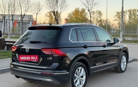 Volkswagen Tiguan II, 2017 год, 2 419 000 рублей, 4 фотография