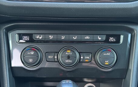Volkswagen Tiguan II, 2017 год, 2 419 000 рублей, 18 фотография