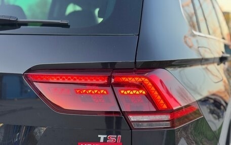 Volkswagen Tiguan II, 2017 год, 2 419 000 рублей, 8 фотография