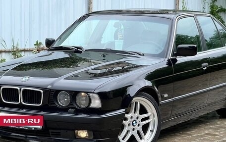 BMW 5 серия, 1990 год, 780 000 рублей, 23 фотография