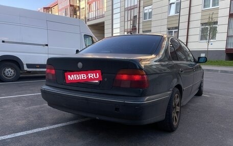 BMW 5 серия, 1996 год, 290 000 рублей, 4 фотография