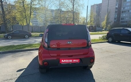 KIA Soul II рестайлинг, 2018 год, 1 600 000 рублей, 6 фотография