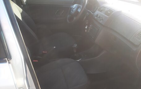 Skoda Fabia II, 2012 год, 565 000 рублей, 11 фотография