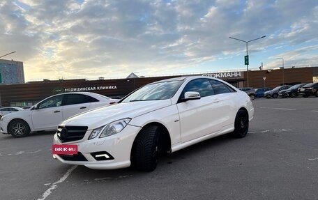 Mercedes-Benz E-Класс, 2010 год, 1 800 000 рублей, 3 фотография