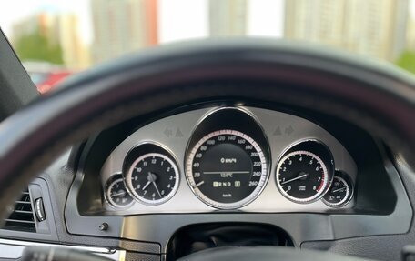 Mercedes-Benz E-Класс, 2010 год, 1 800 000 рублей, 16 фотография