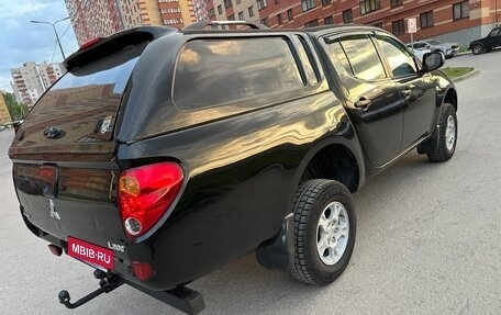 Mitsubishi L200 IV рестайлинг, 2014 год, 1 050 000 рублей, 4 фотография